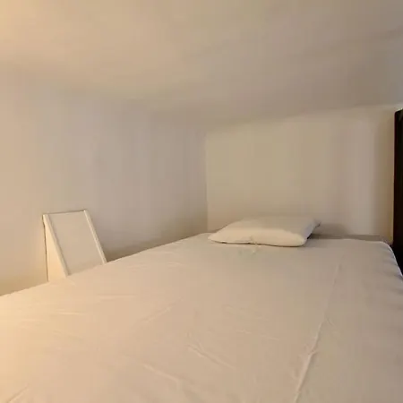 Flc-panier- Old Port 500m - T3- 2 Bedrooms -maxi 6 Guests Apartment Marseille